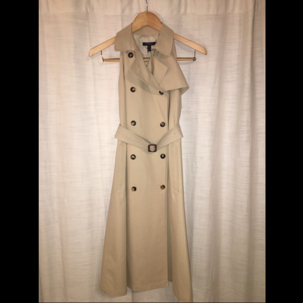 Burberry Trench Coat Sleeveless Beige